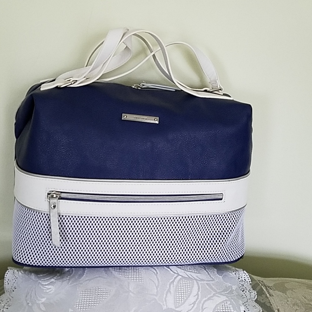 Handbag - Picture 2 of 2